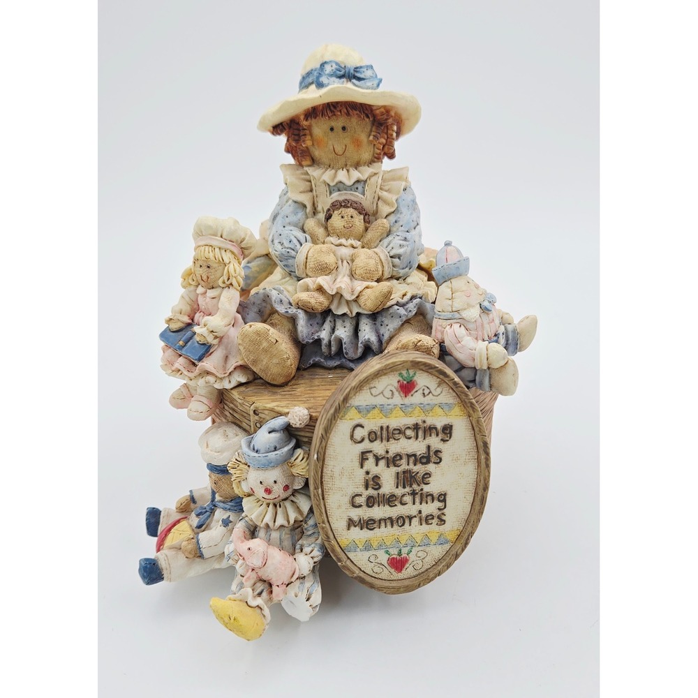 San Francisco Music Box Co Heart Tugs Collecting Friends Memories Figurine 1997